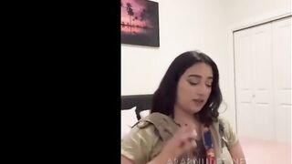 الفحل الاسود ابو زوبر كبير اسود مفلقس  سكس مصري طيز صاحبته الكبيره عالسرير ورافعها لفوق وشغال نيك في خرم طيزها اوي