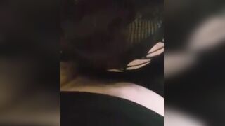 الراجل بالليل مصحي ملراته  سكس نار من النوم زوبره بياكله وبيدخله في كسها هي ونايمه ومضلمين الدنيا وهي بتقوم مفزوعه وبتصرخ