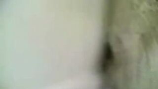 البنت المتناكه تحت حبيبها بينيك في كسها مره وبيطلعه  سكس هندي يدخله في طيزها مره وشغال فيها نيك وهي بتقوله كفايه نبق نكمل بالليل تعبت