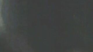 الراجل واخد مراته في حضنه وهما في الحمام عريانين وبيدخل زوبره  مقطع سكس في كسها ووشها في وشه بينيك فيها وبيبوسها بنفس الوقت