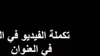 الواد الهيجان مدخل زوبره الصغ7ير في اخته الكبيره وهي مدياله طيزها وبينيك مقطع سكس  فيها اوي وبيشدها من القميص ال هي لابساه