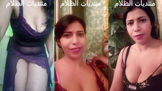 المتناكه واقفه بالقميص متصوره لحبيبها وبتبعتهاله هي وواقفه وهو بيفرجها علي لبنه ال نزله من زوبره بعد مشافها porn