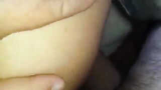 الراجل بينيك في طيز مراته وهو بيطلع زوبره  xnxx من طيزها كله لبن من ال نزله في خرمها وبيرجع يدخله من تان وهو مزفلط