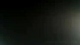 الشرموطه قاعده بتلعب في كسها بيدها وتدعك اوي فيه علشان xnxx  تضرب سبعه ونص بتاعتها وتنزل لبنها وتريح كسها ال واكلها