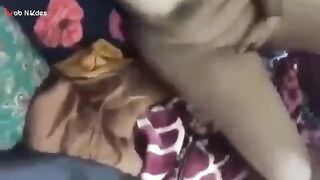 المتناك نازل عالارض تحت حبيبته   xxnx ومطلعاله بزازها لبوه وعصرهم بيديه الاتنين وبيرضع فيهم اوي ويمصهم ببوقه