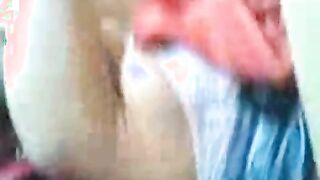 اللبوه حبيبها ال بتحبه نايم فوقيها وهما عالارض وبينيكها في كسها وهي متكيفه وبتتوجع منه افلام سكس   ومبسوطه منه اوي من نيكه وماسكه في شعرها وبتشد فيه اوي