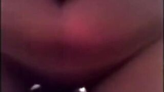 المتناكه تحت رجل جوزها بتمكصله في زوبره وتلعب فيه ببوقها وبيجبها xnxx xxnxx مصري  تحته بيفتح رجليبها وشغال فيك نيك اوي