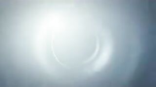 البنت المتناكه لابسه الانجري الضيق وماسكه في طيازها الكبيرهع بتتمشا في الشقه سكس تويتر  وطيازها رايحه جيه وبتلعب بيديها من قدام