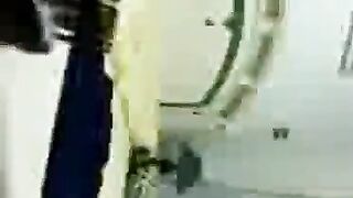 الراجل داخل علي مراته الحمام بيكمل نيك فيها وبتمص في sex movie زوبرعه الكبير وتلحس فيه اوي بحرقه وبيكمل نيك في بوقها وبينزل عشرته في بوقها تشربهم