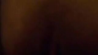 اخويا مدخل زوبره في كسي وبينيك فيا بيكيفني اكتر من جوزي نفسه ومتمتعه معا اوي  فيلم سكس  وبقوليب نيكني كسم زوبرك مكيف كسي اكتر من جوزي