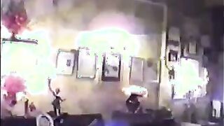 شوفو فضايح العرب والمشاهير بتلاقي ناس مهمه بنات تحت منها بتمسكزوبره  موقع سكس وبتمص فيه اوي وتلحسه وفيه تان ال عالسرير بيمص في بزاز شرموطته