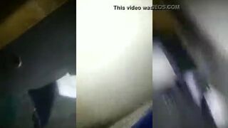 البنت في حضن  xnxx xxnxx مصري عشيقها بتلعب له في زوبره ال بياكله وتسخنه واول ميوقف وبيحمبط بينومها علي ضهرها وبيركبها