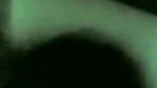 البنت نايمه عالسرير بتتناك بعنف اوي وبيغتصبها ال معاها بينام معاها xnxx xxnxx مصري  غصب عنها وهي بتبكي اوي وبتصرخ من الخوف والتعب وهو بيضرب علي وشها بالقلام