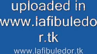 البنت المتناكه ماسكه في زوبر عشيقها بيديها وبتنكته كله في بوقها وبتدخله وتطلعه في بوقها  سكس مصري جامد وتمص فيه اوي وبيلعب هو في كسها من ورا وبيبعبص فيها