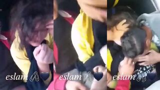 البنت الطالبه في المواصلات طالعه من المدرسه وصاحبتها جنبها بتلعب لها في طيزها  سكس مصري جامد وتبعبصها وهما في تاعربيه