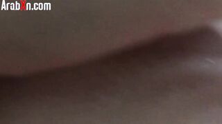 البنت المتناكه ماسكه زوبر حبيبها وبتمص فيه اوي وهو صغير سكس مصري جديد  داخل كله في بوقها وهو واقف هيجان وعايز ينومها ويدخله فيها