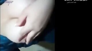 شوفو السكس العربي الراجل ماسك الشرموطه العربيه بتاعته وبينيك فيها  سكس مصري بشده وهي بتصرخ من كتر الوجع والنيك فيها بكل الاوضاع