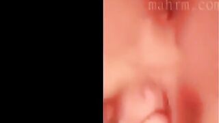 ام كس احمر بتصور في كسها وهو احمر دم من النيك فيه اتهرا خالص وبق مفشوخ  سكس مصري  ومهري وبتخل صوابعها الخمسه فيها من جوه