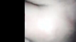 البنت الفاجره بتلعب في زوبر حبيبها وتلحس فيه وشغاله مص في زوبره مش  سكس مصري  مبطله مص ولعب وهو بينزل لبنه في ايديها