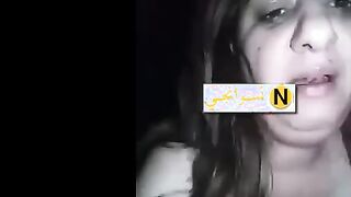 الشرموطه بتبكي وتشكي ووشها غرقان من الدموع من نيك النشسوانجي ال كانت تحته بتتناك مرح  سكس مصري مهاش من النيك ومسبهاش الا وهو فاشخ كسها