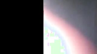 الواد واخد حبيبته في بيت مهجور وبينكها وهي عريانه وبيدخل عليهم صاحب  سكس مصري ه بيقفشه وبيقومه يكمل مكانه نيك ويدوقها