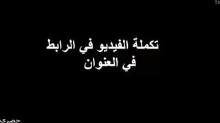 الوليه الشرموطه نايمه عالسرير نيج  ومطلعه صدرها لبره وبيركب فوقيها العرص صاحبها بيحك زوبره في صدرها وبيحشره وسطهم
