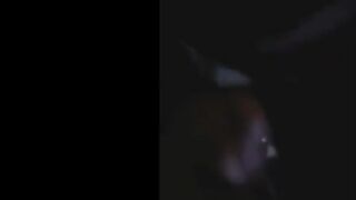 الراجل في المواصلات مطلع زوبره الصغير وهو واقف والبنت لازقه طيزها فيه وبيحك  سكس مصري جامد زوبره في طيزها وبيلزق فيها كمان وهي حاسه بيه وعايزها