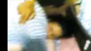 الراجل جي من الشغل هيجان سكس مصري جديد فاشخ كس مراته عالسرير وهي قلعاله ومدخل زوبره ال واقف من الشغل وبينيك فيها اوي