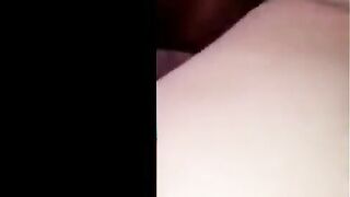 البنت بتفلقس طيزها لفوق اوي وبتفتح طيزها بيديها الاتنين وبتشوف الخرم وسع اوي  سكس مصري جديد من كتر النيك فيه بق وسعه علي قد زوبر ال بيخش فيها