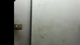 الراجل منوم مراته عالسرير بينيك في كسها وبتقوله كفايه مش قادره اتناك ت  سكس مصري ان وهو مكمل نيك فيها ومش عايز يسيب كسها