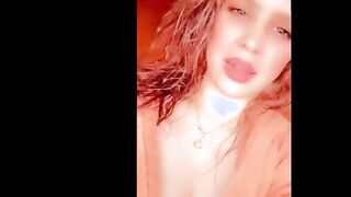 البنت المتناكه بتصور نفسها بكل قميص نوم جديد كل شويه وبتهيج علي جسمها وشغ  سكس مصري اله كل شويه تلعب في كسها وتضرب سبعه ونص