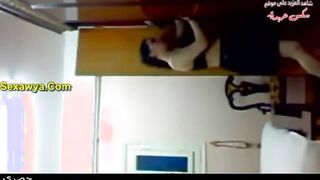 البنت الفاجره في الاوضه بترقص لحبيبها وهو معاها فيديو بتكلمه وز  سكس مصري وبره بيوقف علي رقصها وبيضرب عشرته عليها