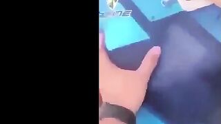 البنت المتناكه بتقفش في بزاز صاحبتها هي ولابسه وبترفعلها التيشيرت بتاعها وبتطلع  سكس مصري  صدرها لبرهخ وتلعب لها فيهم وتعصرهم اوي