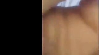 البنت المتناكه بتصور في كسها وتفرجنا عليه وهو مفتوجح اوي ومفشوخ   سكس مصري من كتر النيك فيه وبتلعب فيه بصباعها اوي