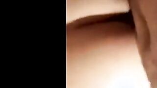 المتناكه مفلقسه طيزها الكبيره وبينيك فيها الزبون بتاعها مقابل المال وهي  سكس مصري  مش قادره تقوله كفايه تعبت علشان الفلوس