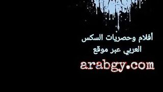 البنات الشراميط قاعدين سوا بيلعبو في بزازهم الكبيره وبيشدو في  سكس مصري  حلمتهم وهما مولعين جسمهم عايزين يتناكو
