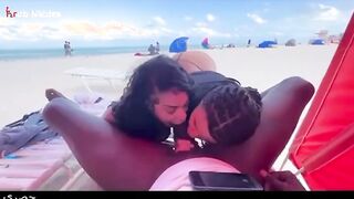 الراجل الفحل نايم وزوبره واقف اوي لفوق والبنتين الفاجريين بيميلو بوقه  سكس مصري م علي زوبره وبيلحسو فيه سوا هما الاتنين