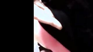 الشرموطه واقفه بلبسها وبتقعد علي حرف الكرسي بتحشره عند كسها وتحك  سكس مصري  فيه اوي وتتحرك يمين وشمال كسها بياكلها