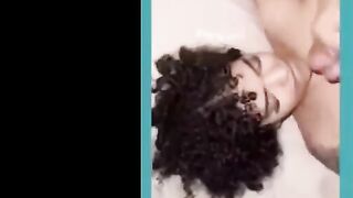 المتناكه نايمه عالسرير ومش لابسه حاجه والراجل الفحل ماسك زوبره بيلعب فيه ا  سكس مصري وي بيديه وبيضرب عشرته وبينزلهم علي وشها