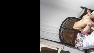الشرموطه عالسرير ملط خالص وبتفتح رجليها اوي بنفسها وترفعها لفوق خالص وبيجي الراجل بتاعهابيدخل   سكس مصري زوبره في كسها وبينام فوقيها وبينيك فيها